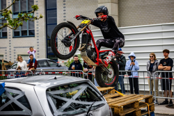 American Backstage #12 - Photo 252